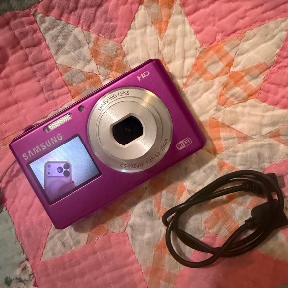 Samsung DV150F Digital Camera 16.2MP 5x optical zoom Dual LCD Screen Smart Wifi - Picture 15 of 15